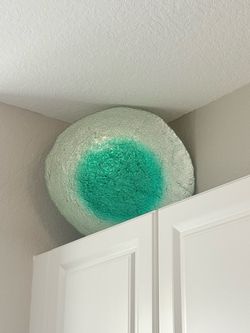 Home Decor - 2 Available - $5 each