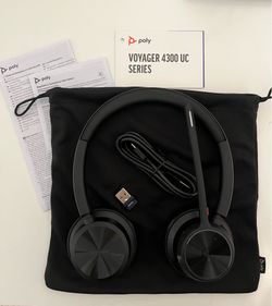 Headset, Poly Voyager 4320 UC. Only used one time!