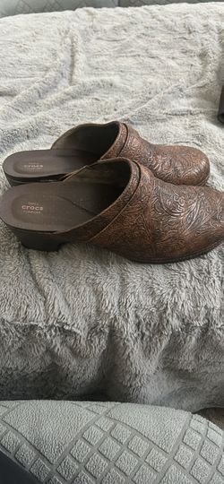 Crocs Brown Tooled Clogs