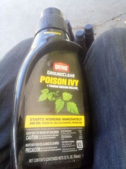 Poison ivy kills