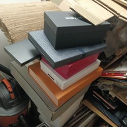 Prada Gear Gucci Valentino Boxes Shopping Bag Dust Bag Received And More For Sale