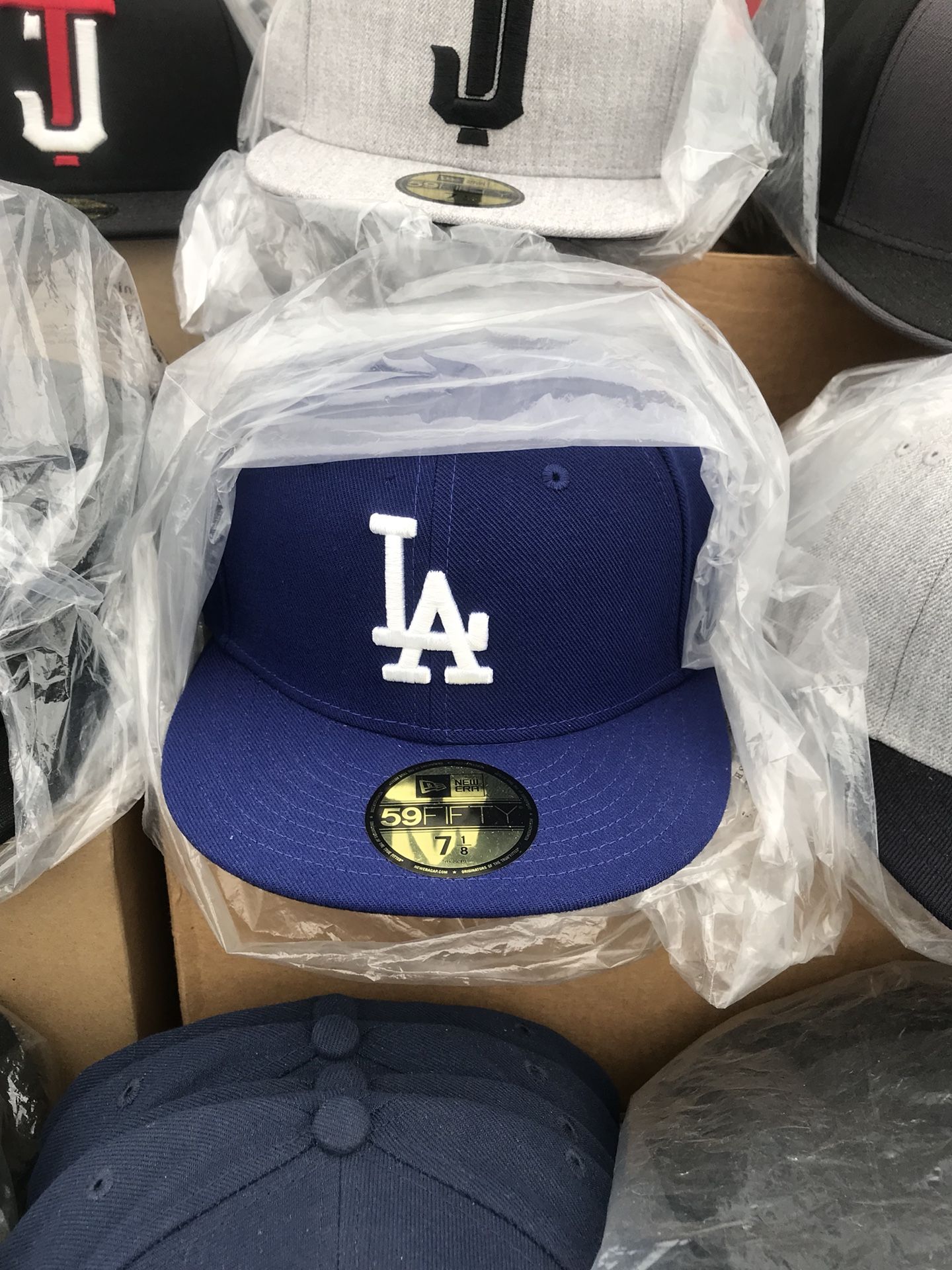 LA DOGERS FITTED IN SPRING VALLEY SWAP MEET SATURDAY SUNDAY ONLY