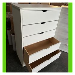 5 drawers dresser/ Five drawers dresser