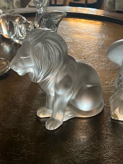 Lalique Statue