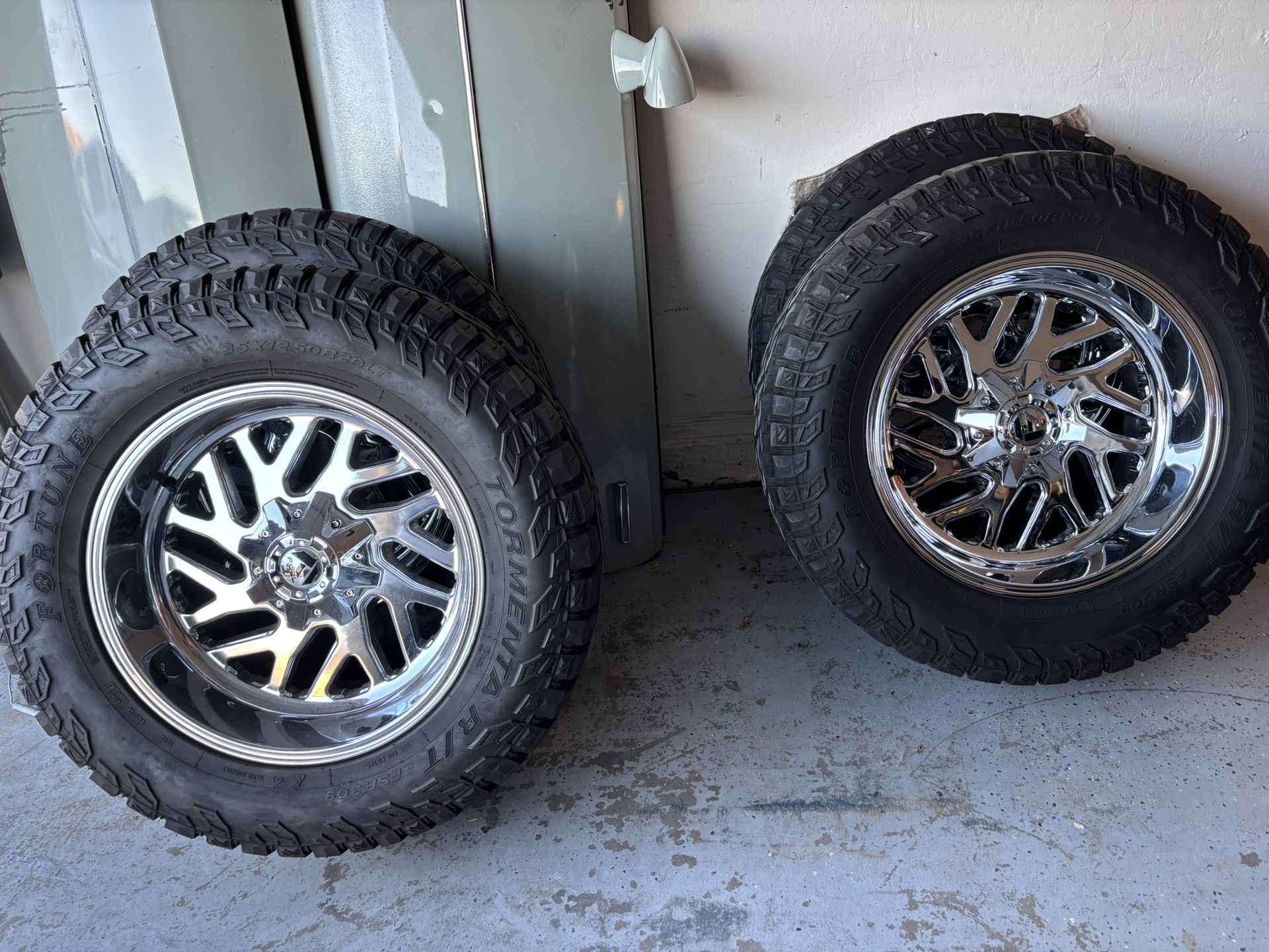 20” Fuel Rims W/ Tires