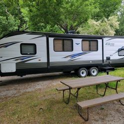 2018 Salem Cruise Lite Travel Trailer 