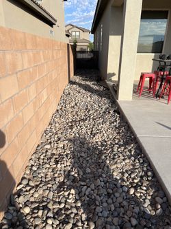 **FREE** Cobblestone Gravel