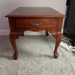 Wood End Table With Drawer 