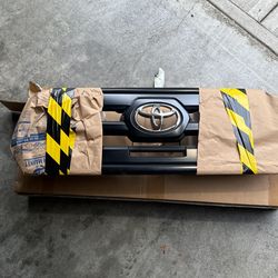 OEM 2017 Toyota Tacoma front grill 