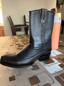 Botas