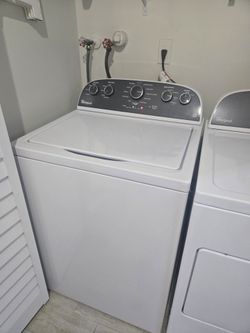 Washing Machine - Whirlpool
