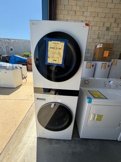 LG ThinQ Stacked Washer Dryer Unit