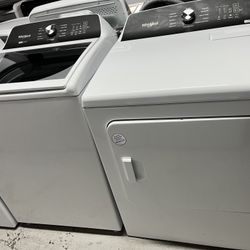 Whirlpool washer and dryer set (NEW) Open box