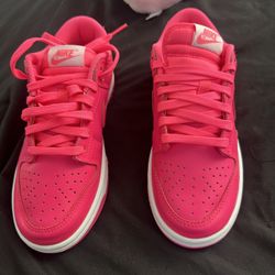 Dunks Women Hyper Pink 6.5w