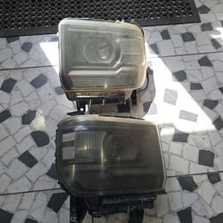 2014-2018 GMC Sierra 1500 Headlights