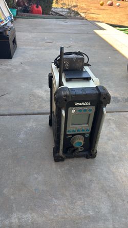 Makita radio $50