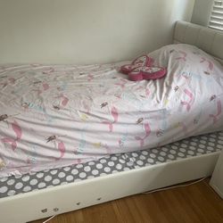 Bed And Table 