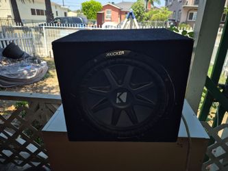 12 inch c Kicker subwoofer