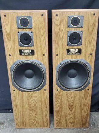 Yamaha Floor Speakers 