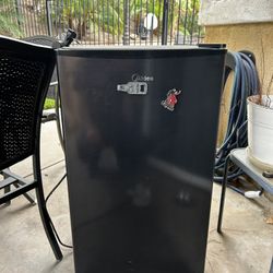Mini Refrigerator 