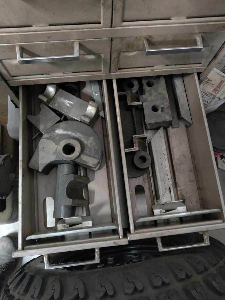 Hossfeld Hydraulic Tubing Bender With Full Die Sets for Sale in Peoria