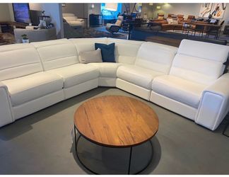 White sectional sofa electric