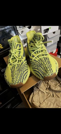 Yeezy 350 Boost Semi Frozen