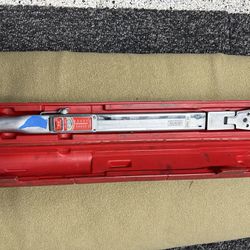 $175 Snap On Torque Wrench with Case TWR250C