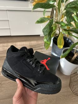 Jordan 3 Black Cat