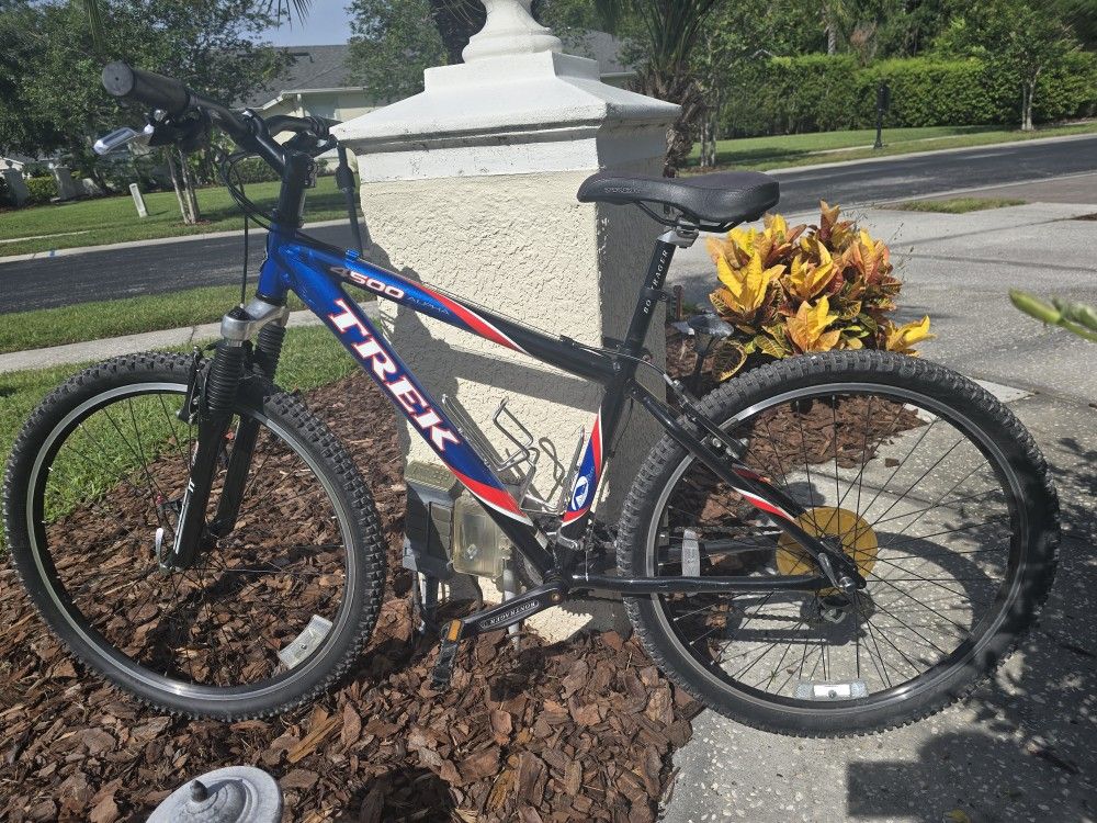 Trek 4500 Mountain Bike - Like New