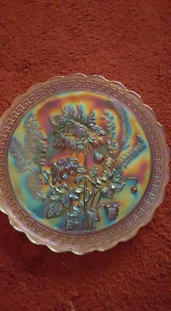 vintage yellow carnival glass flower plate