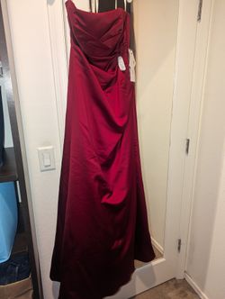 Davids Bridal Bridesmaid Dress Apple Red NWT