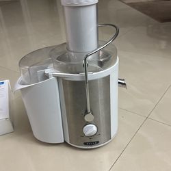 Bella Juicer Machine