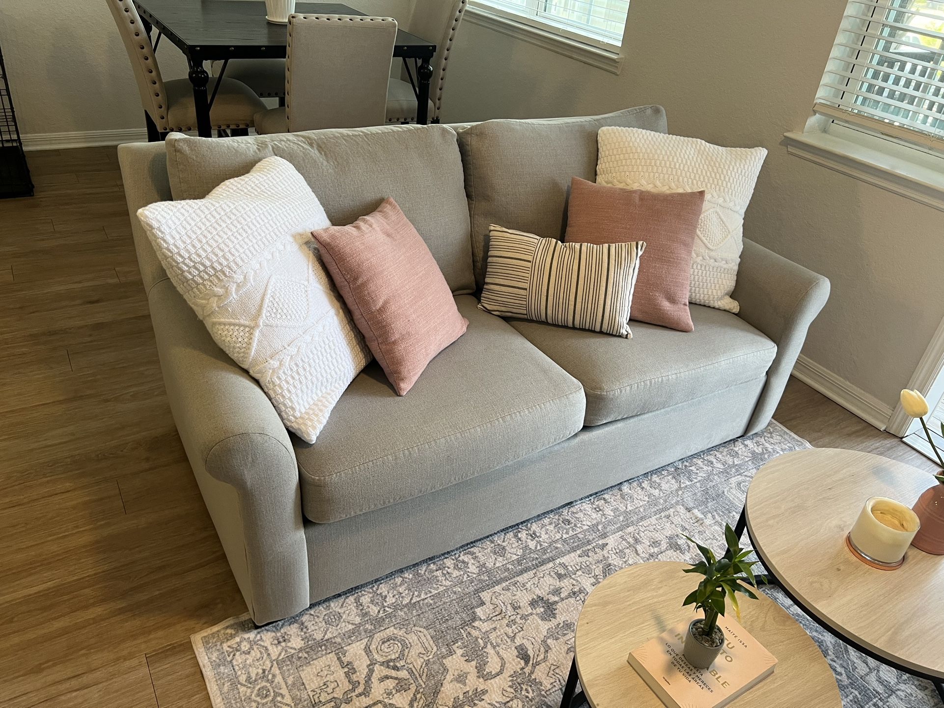 Sofa 