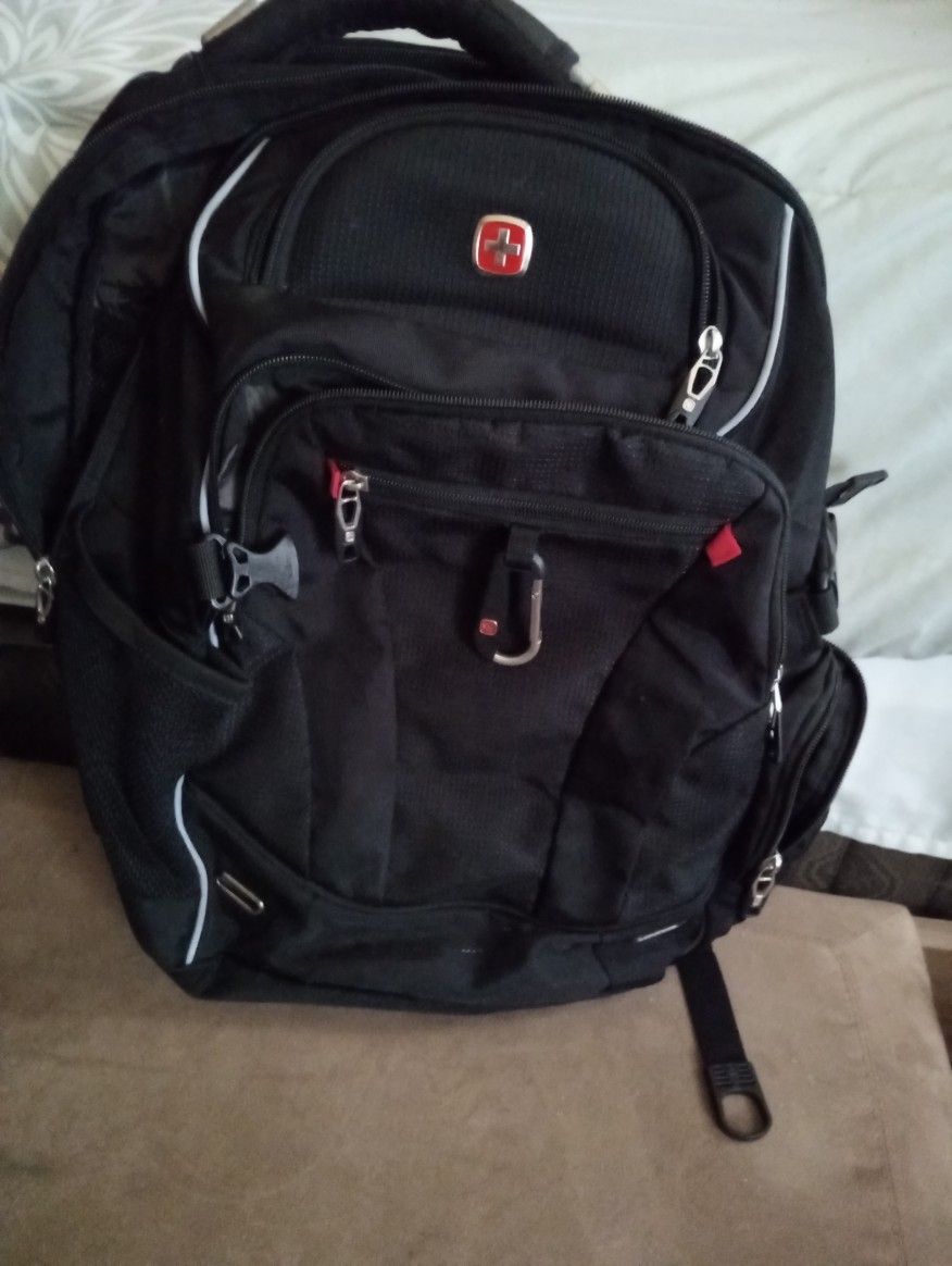 Swiss Gear Backpack 🎒