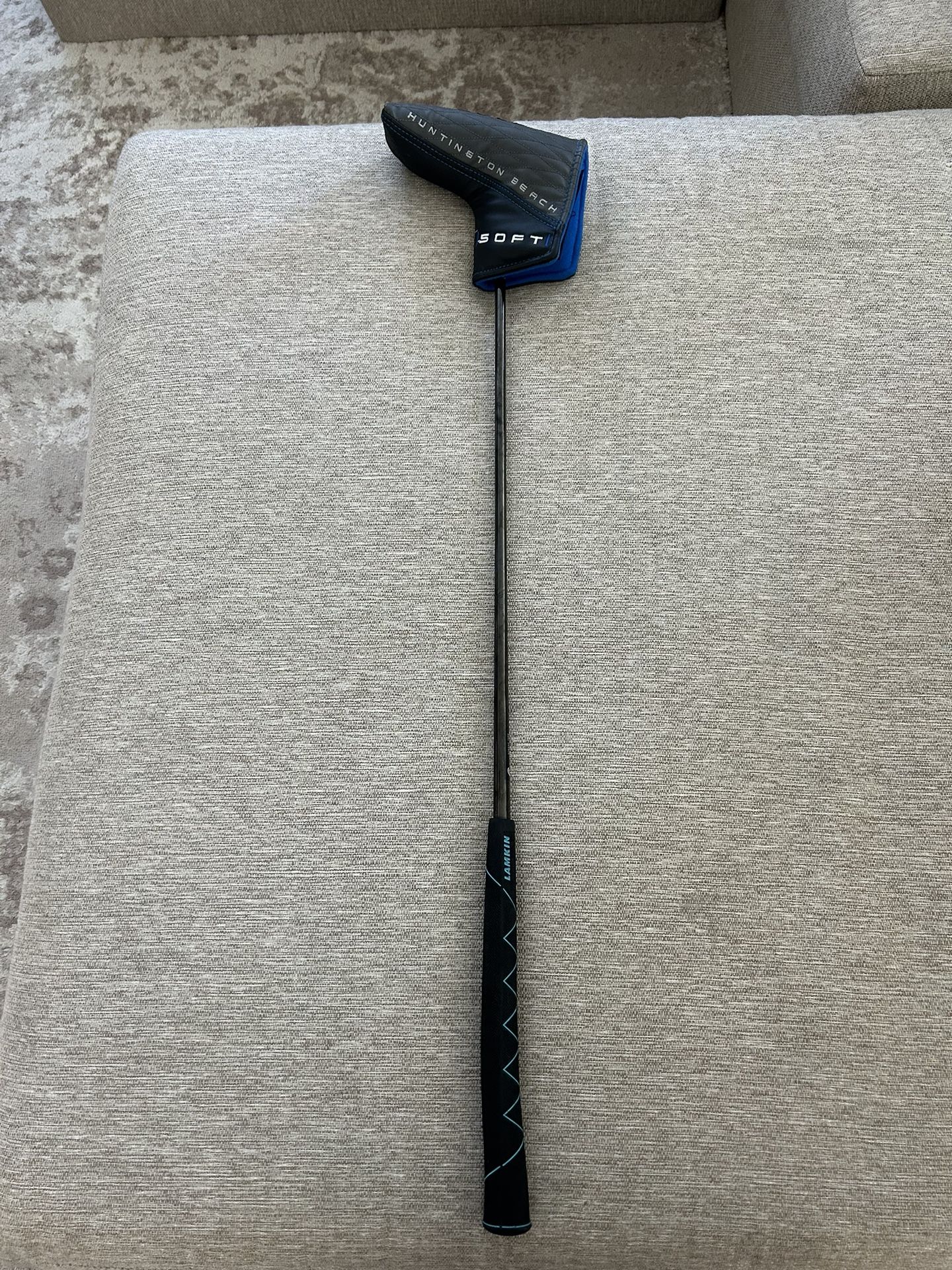 Cleveland Golf Putter 33” for Sale in Corona, CA OfferUp