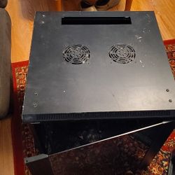 Server Rack - 12U NavePoint