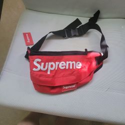 Supreme Fanny Bag