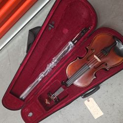 13" Viola Armetto CA150 w/ new Bow