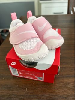 Baby girl Nike Swoosh gym shoes size 4c