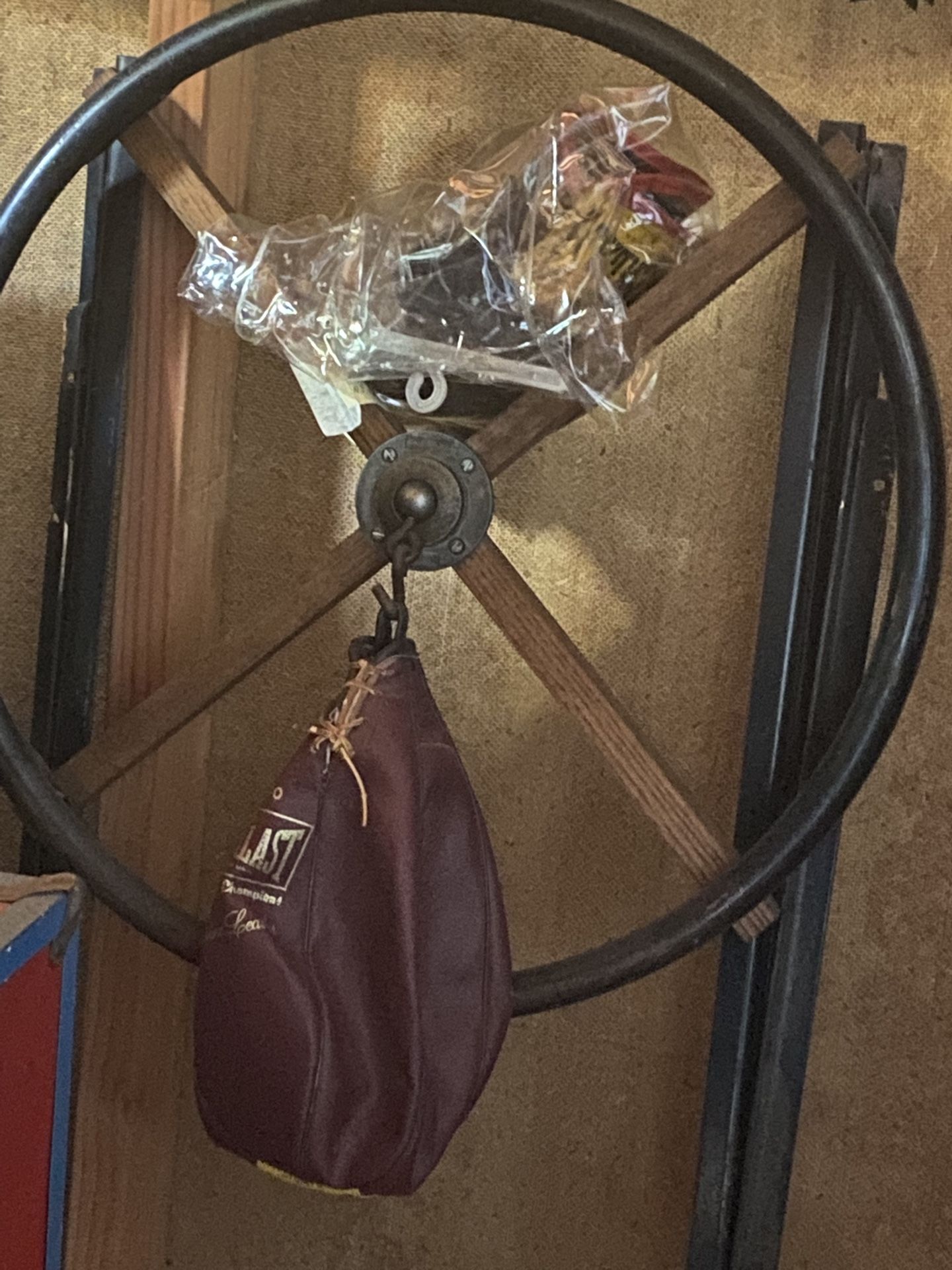 Vintage Boxing Speed Bag Set!