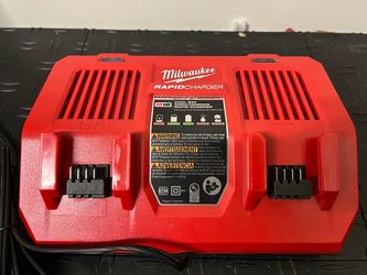 Milwaukee M18 18-Volt Lithium-Ion Dual Bay Rapid Battery Charger