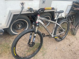 SPECIALICED MTB