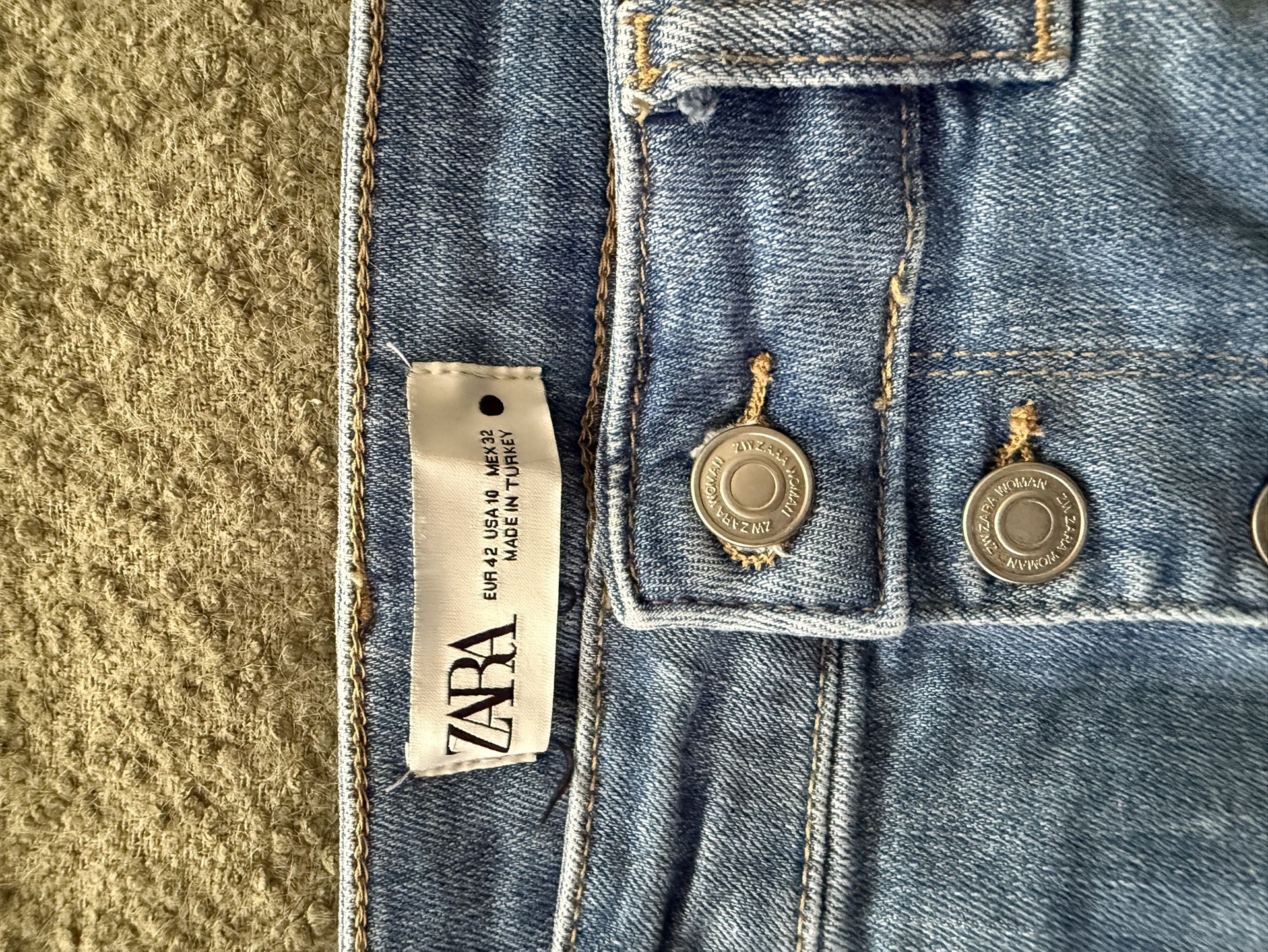 Zara Jeans