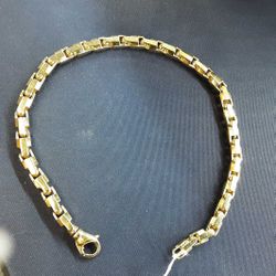 Turkish Bracelet - Yellow Gold 14k (.585) 17.9 grams 8 inch