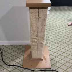 Free Cat Scratching Post