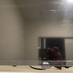 Onn. Tv 32 Inch . New Very Less  Used 