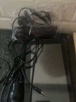 Car play and back up camera