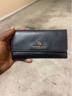 Michael kors wallet