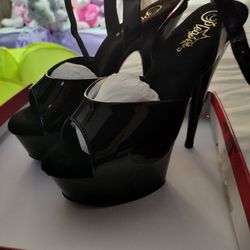 Stilletoes 